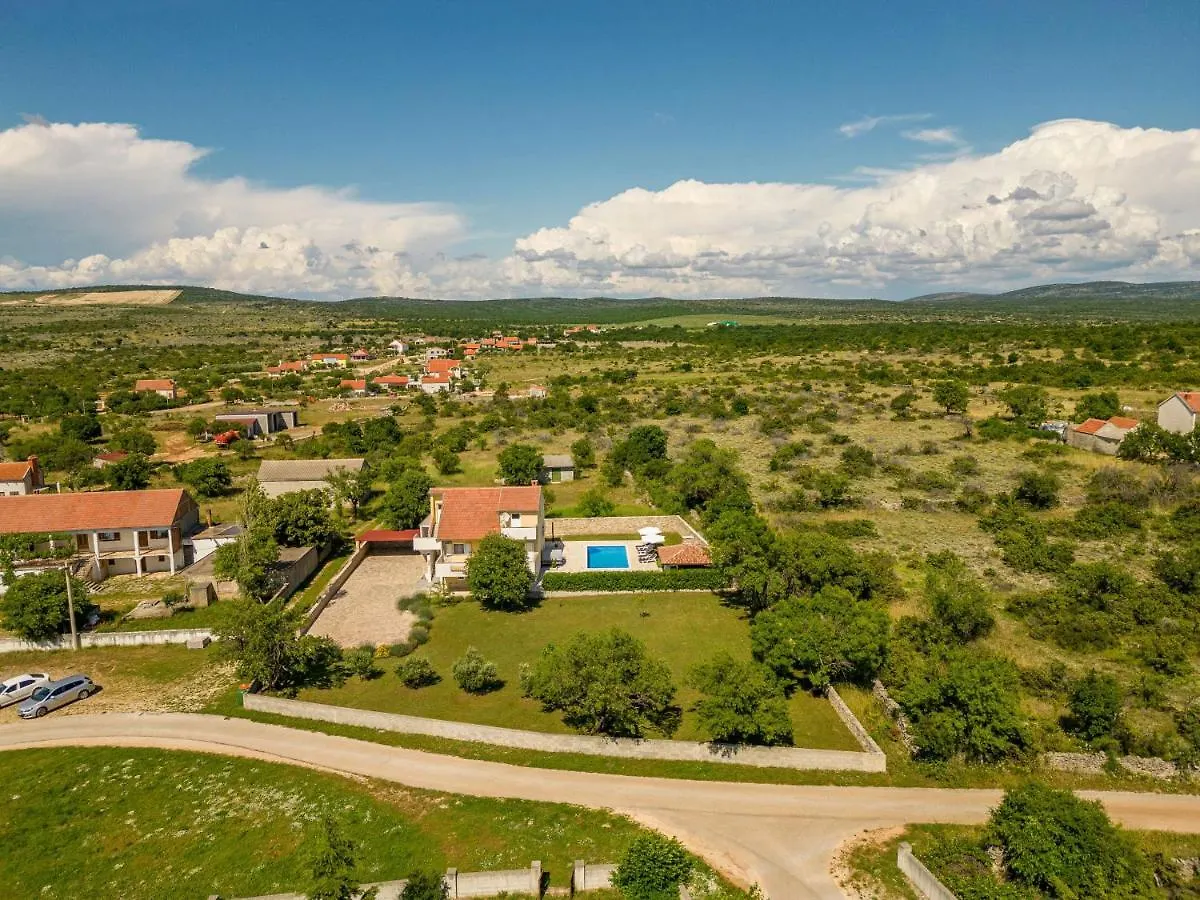 Villa Basil Zadarvillas Benkovac Kroatien