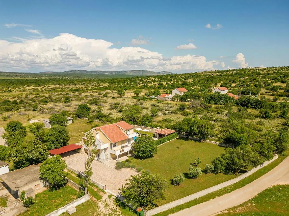 Villa Basil Zadarvillas Benkovac