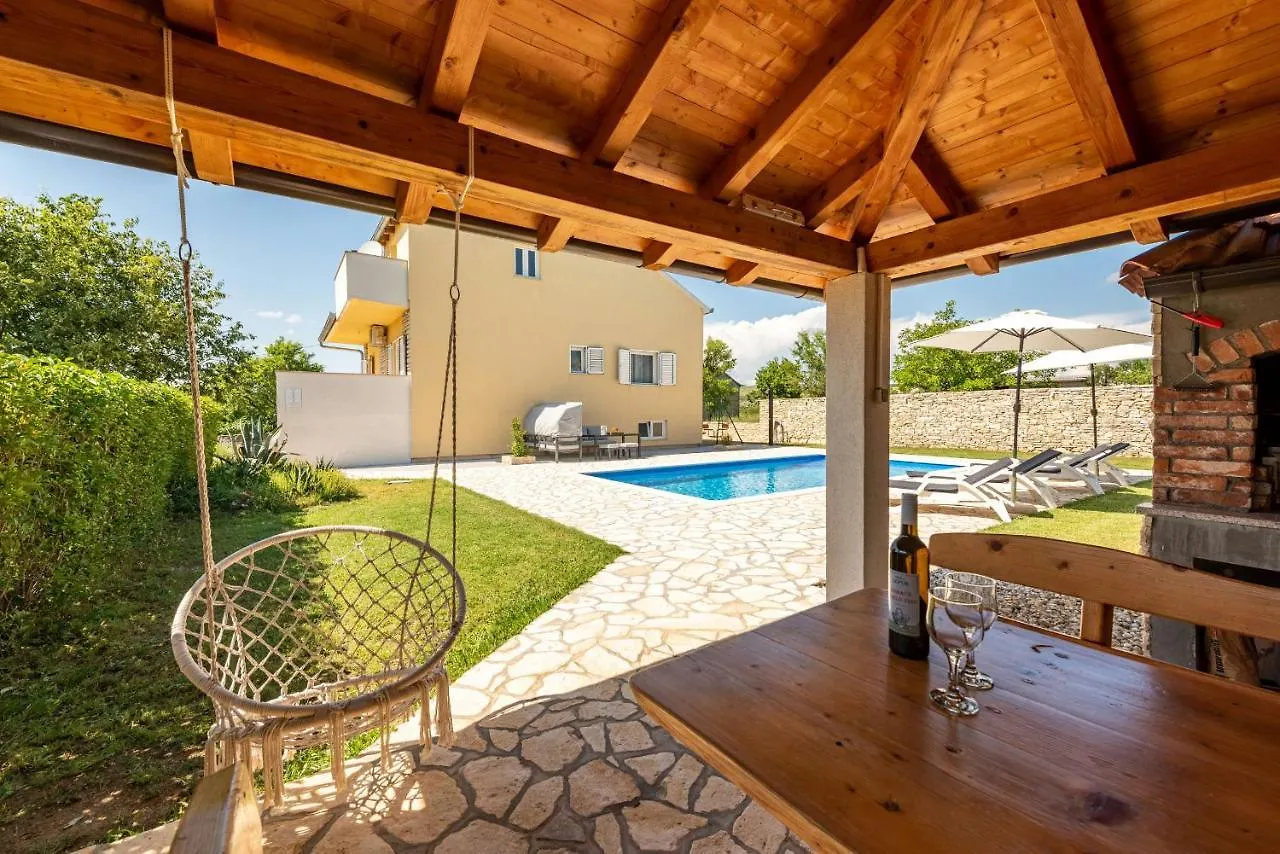 Villa Basil Zadarvillas بنكوفاتش